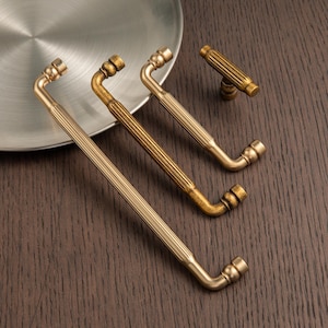 Tiradores vintage de ranura vertical para gabinetes, tiradores de cajón de latón antiguo, pomos de aleación de zinc