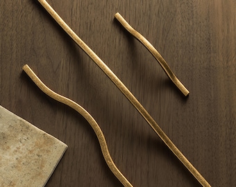 Antique Brass Cabinet Pull Handle: Modern Minimalist Zinc Alloy Knobs