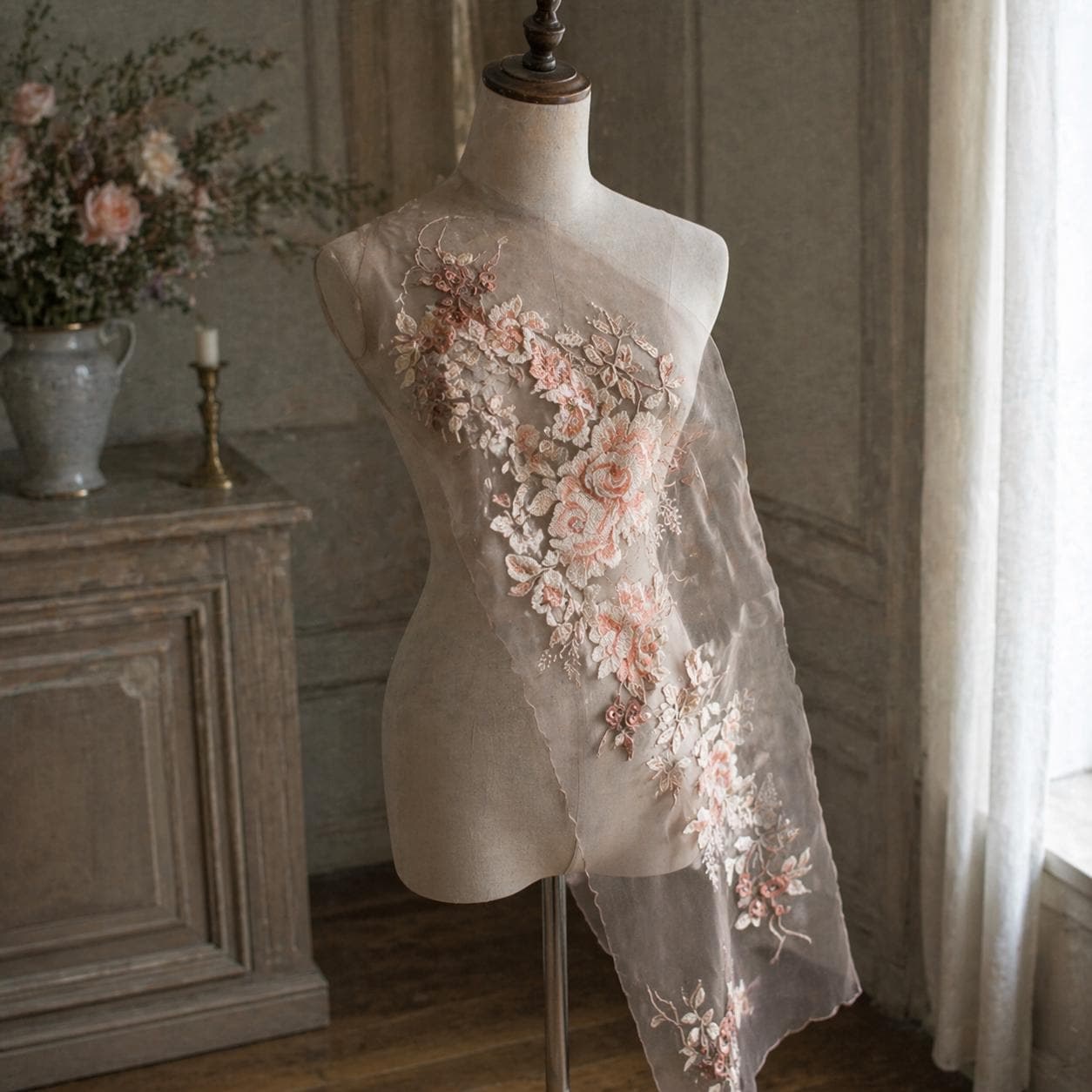 reiss white lace dress Reiss Size 8 Aspen Lace Midi Dress - Luxury Used Designer Dresses main image 1