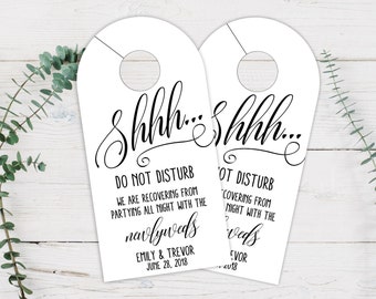 Wedding Door Hangers - Cute Wedding Hotel Door Hangers - Hotel Box Wedding Favor - Destination Wedding Favor - Do Not Disturb - #dhrI-260