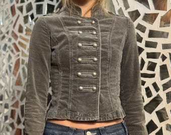 Grauer Militärmantel für Damen - taillierte Jacke, Y2K Style Designer Oberbekleidung.