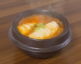 Handgemaakte Koreaanse kleistoofpot, traditionele matgamasot-aardewerk hete pan