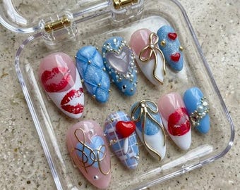 Uñas postizas Coquette: Lazo de cinta, diseño de beso de corazón en gel (juego de 10)
