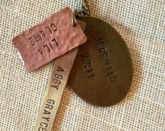 Personalized Mothers Necklace, Quote necklace