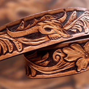 Gereedschapspatroon modulaire leren riem PDF | Met de hand ontworpen rolpatroon