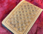 Leather Money Clip Wallet with Alternating Geometric Design