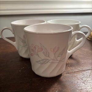 Corelle Corning Ware Pink Trio Swirl Coffee Mug