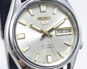 Rzadki, zabytkowy, automatyczny mechanizm Seiko 5 z datą i numerem 7009A, męski zegarek wyprodukowany w Japonii, bezpłatna wysyłka.