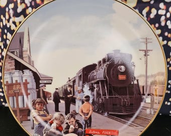 Vintage 1992 Winston Roland "Station Break" decorative collectors Steam Engine plate from the "Sawatzky's Steam II" series.