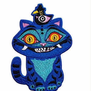 Derpy Cat Embroidered Patch: Cartoon Animal Applique for Jackets, Backpacks