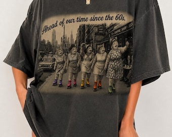 Retro Cat Graphic Tee, Vintage 60s Style, Women's Relaxed Fit Shirt