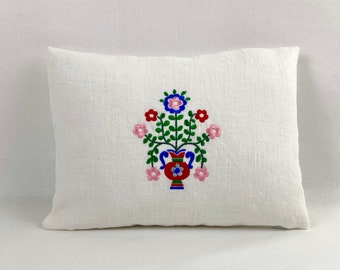 Folk art linen lumbar pillow cover