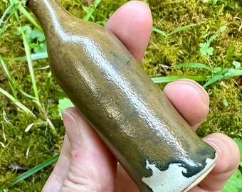 Lizard and Cream Ceramic Vase Miniature