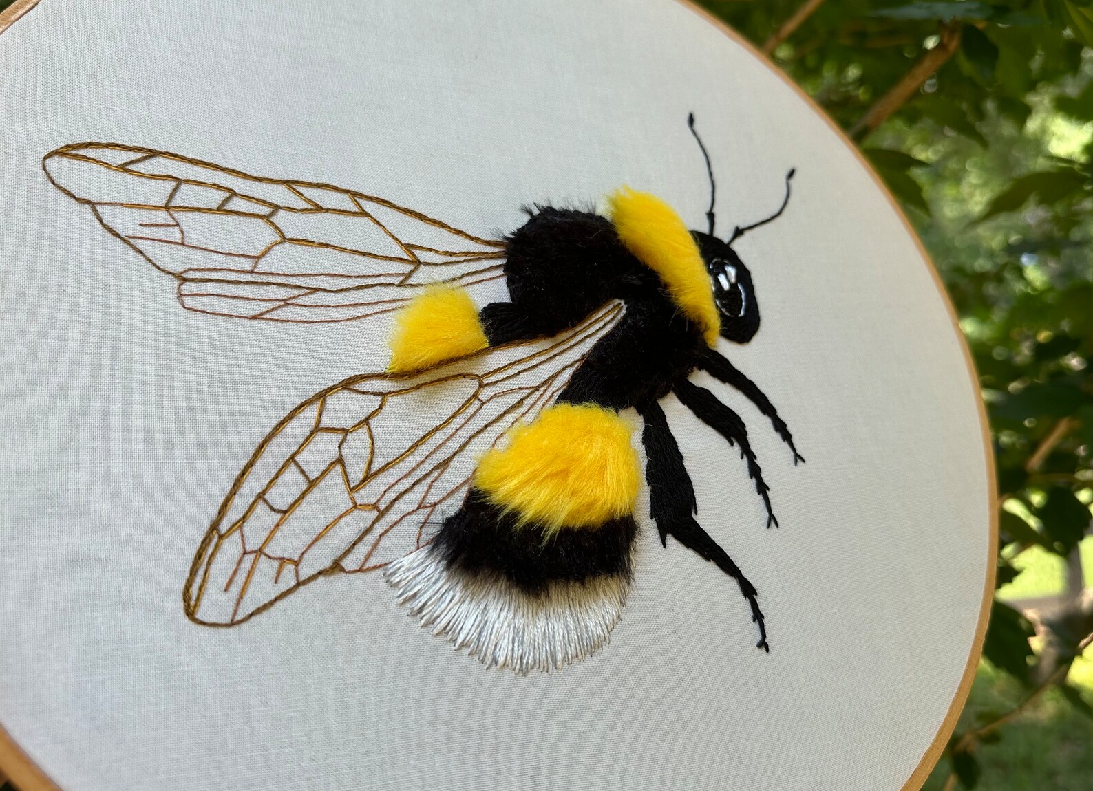Fluffy Bumble Bee Hand Embroidery - Etsy