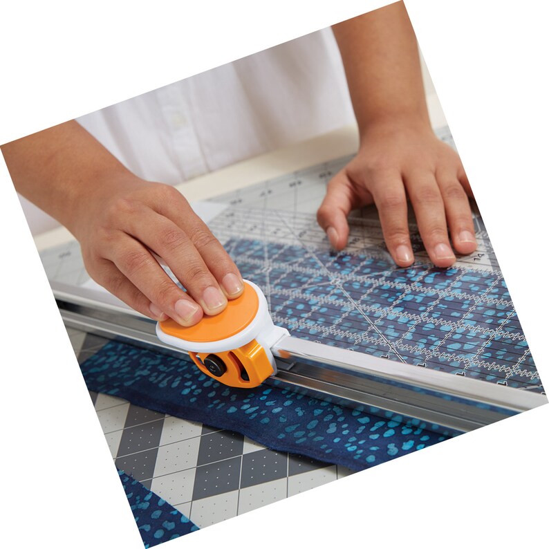 Fiskars 1951301001 Rotary Cutter And Ruler Combo 6x24 Inch Etsy