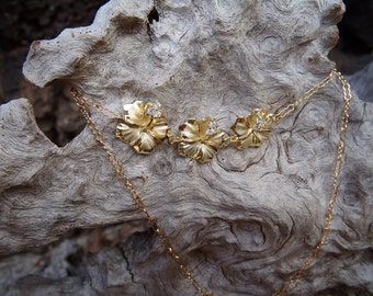 Collier chaîne rempli d'or 14 carats 3 fleurs d'hibiscus vermeil en or 14 carats fabriqué à Hawaï