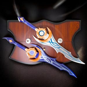 Réplica de metal a tamaño real de la daga de los colmillos de Antares: Daga Moon Shadow / Arma de cosplay de anime de Sung Jin Woo de nivel individual coleccionable