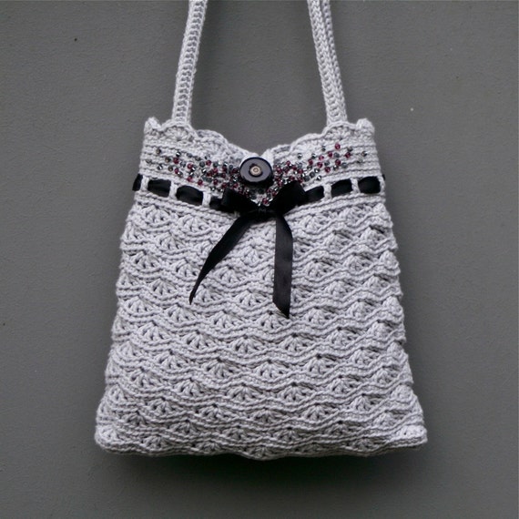 Items similar to Grey Crochet Purse - Instant download PDF PATTERN - Permission to Sell Finished ...