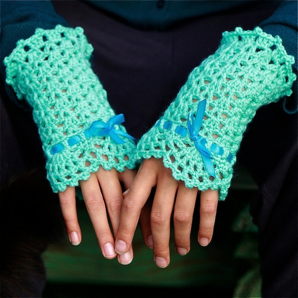 Crochet Wrist Warmers with Lace Edging - PDF PATTERN