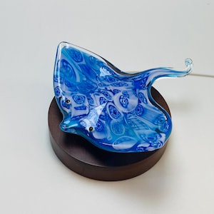 Handmade Blue Art Glass Stingray Night Light - Manta Ray LED Ambient Lamp with Remote