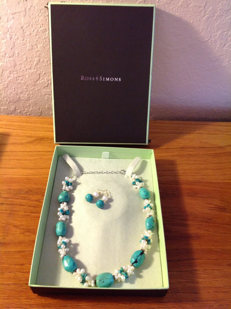 Ross Simons~Chunky /& Chip Turquoise Necklace wRice Pearls and Earring Set~EVC
