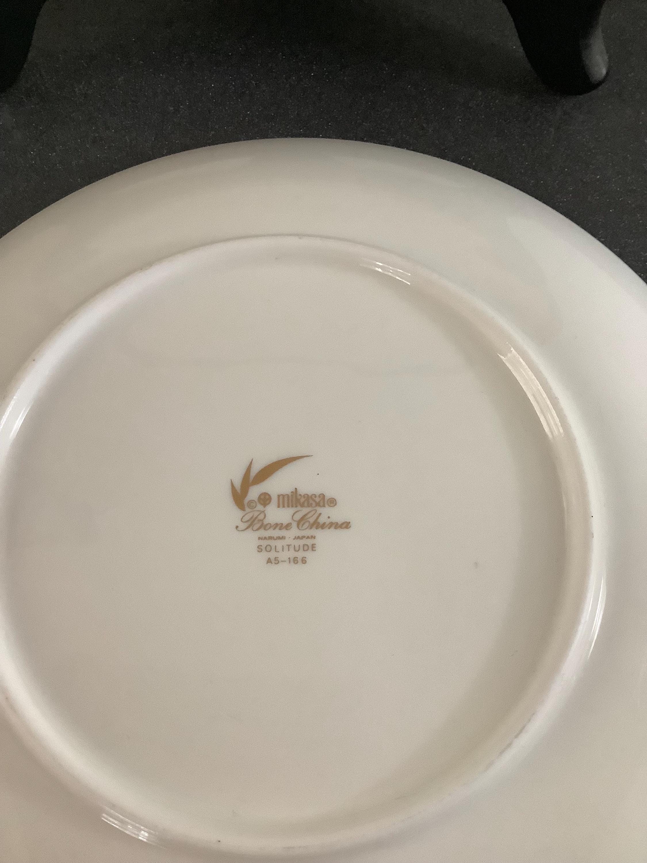 Vintage Mikasa Solitude Bone China Place Setting: Platinum Rim