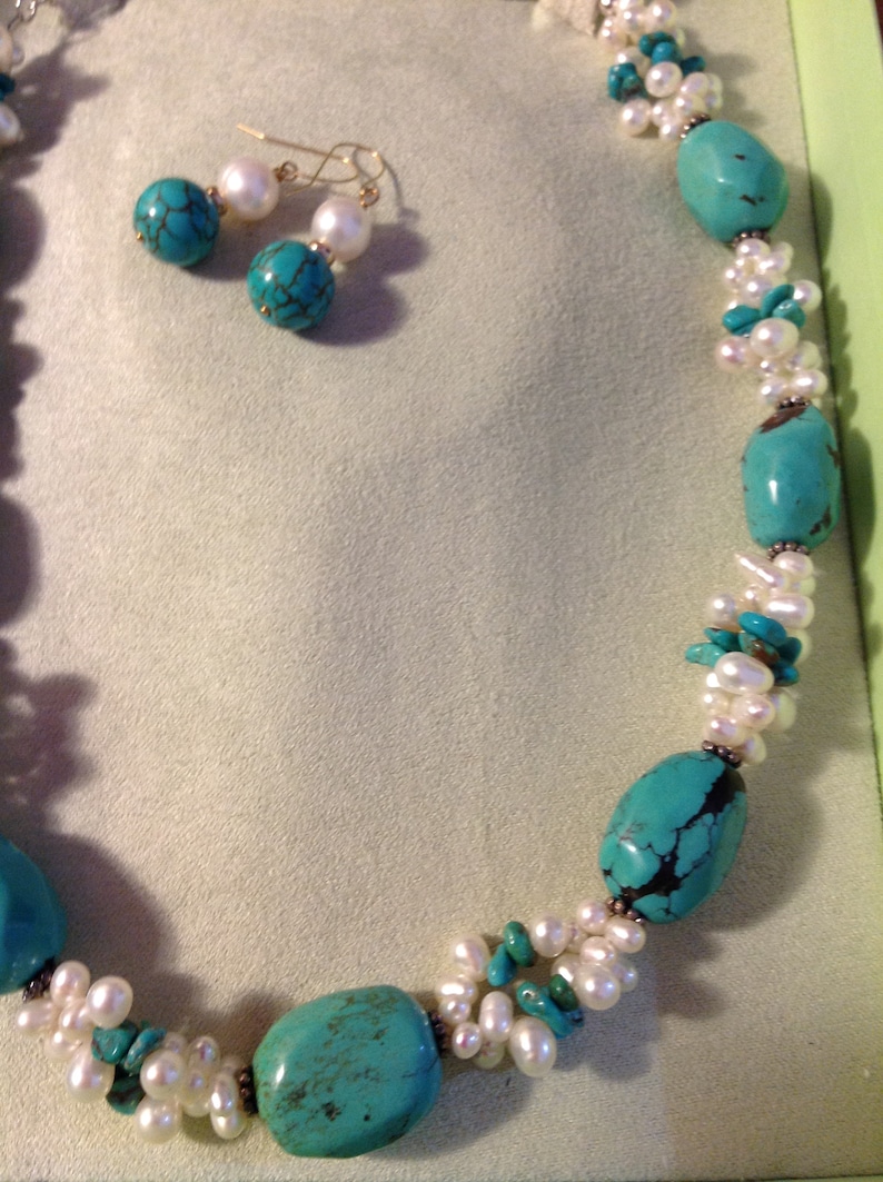 Ross Simons~Chunky /& Chip Turquoise Necklace wRice Pearls and Earring Set~EVC