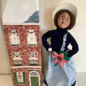 1995~ Buyer&#39;s Choice Ltd Carolers~ Victorian Woman with Pointsetta Flower~12.75&quot;