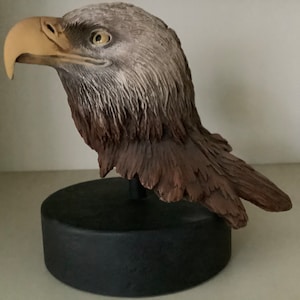 Rick Cain Limited Edition &quot;Year of the Eagle&quot; 158/2000 Carved Bald Eagle