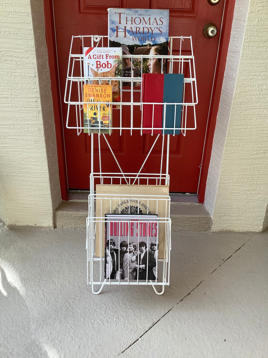 Vintage Steel Wire Metal Folding Store Magazine Display Rack Standalone