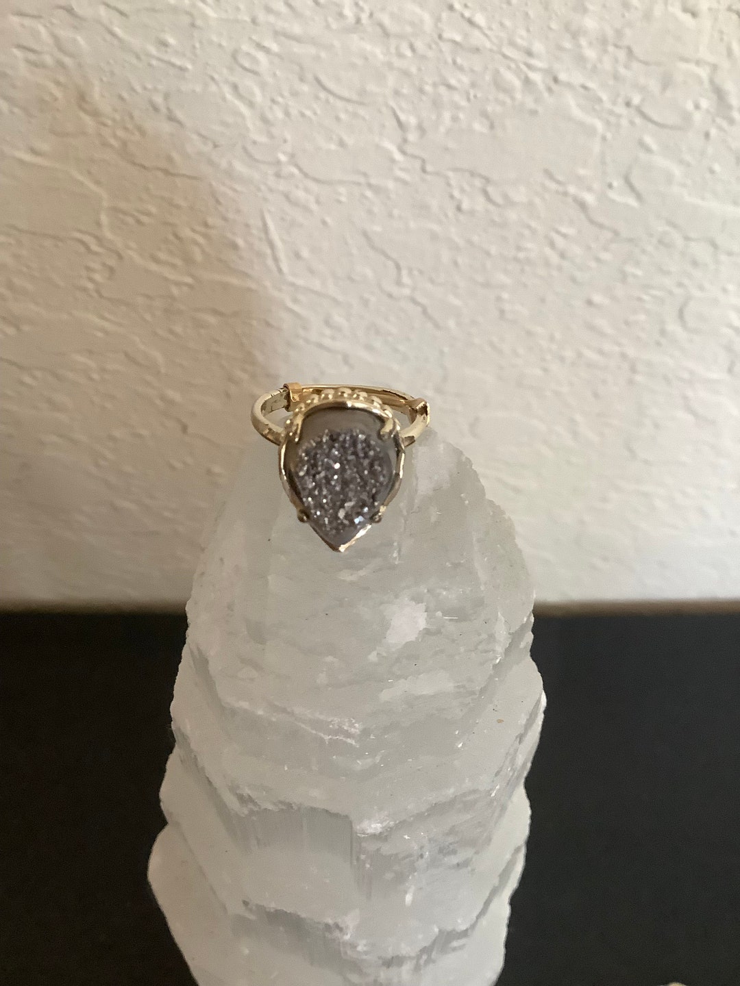 Kendra Scott Silver Ring in Platinum Drusy~ Size - Main Image