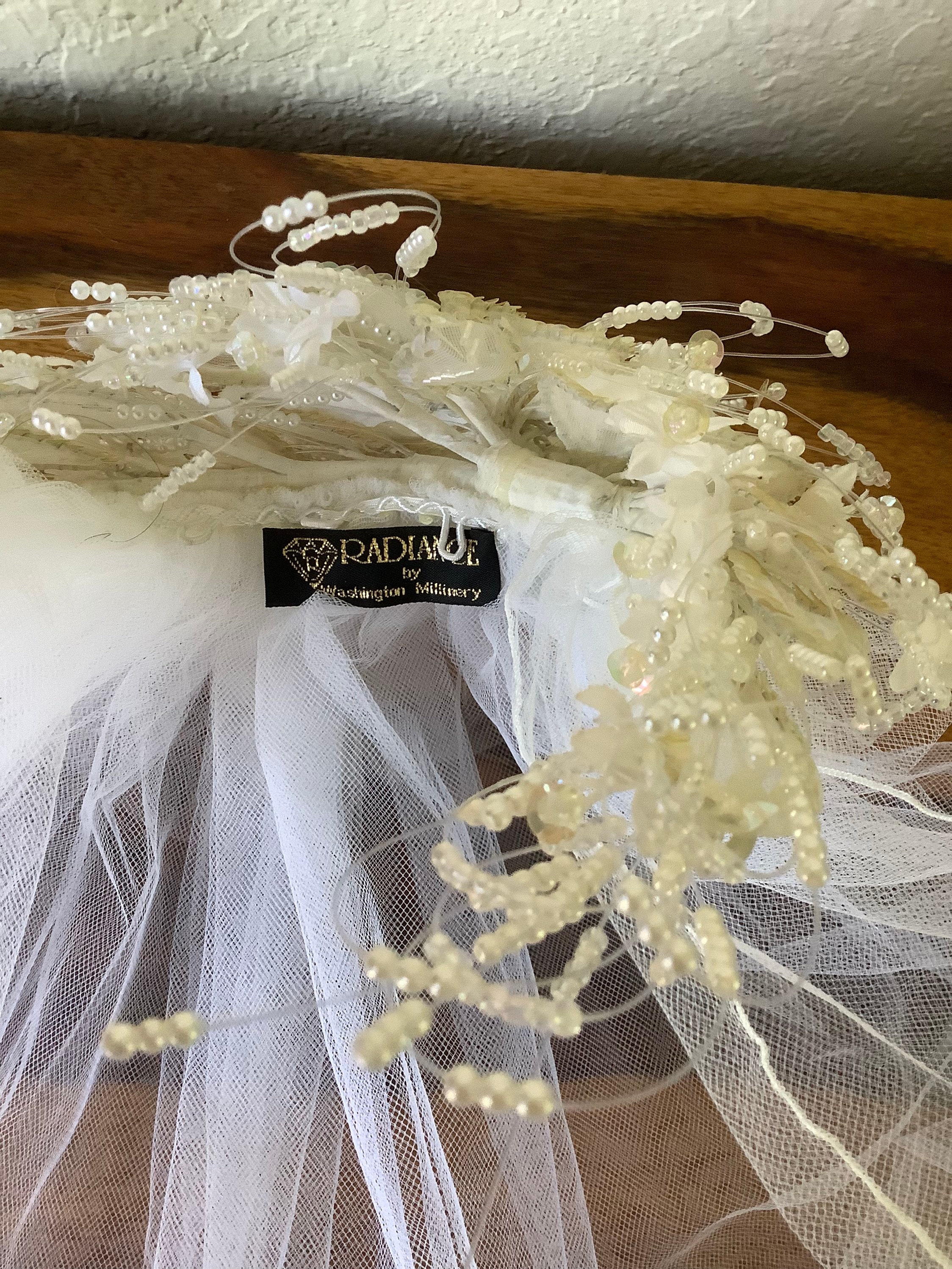 Radiance Washington Millinery Ivory Lace Pearl Bridal Hat with Veil Wide Brim White Bridal Hat with Lace Veil – Velo Bianco main image 3