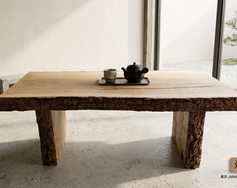 Tavolino da caffè brutalista in rovere Japandi - Tavolino laterale in legno massello con bordo naturale - Piedistallo per meditazione Zen da 47 cm - Decorazione Wabi Sabi - Natura lucida