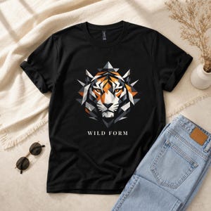 Geometric Tiger Cotton T-Shirt, Unisex Graphic Tee with Modern Streetwear Art