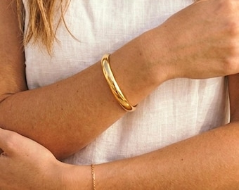 Gold Hinged Bangle Bracelet Never Fades - Water Resistant, Classic Stacking Bracelet for Women, Everyday Gold Jewelry Gift for Her