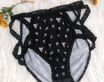 Teeth and lace high waisted undies - BLACK - creepy cute