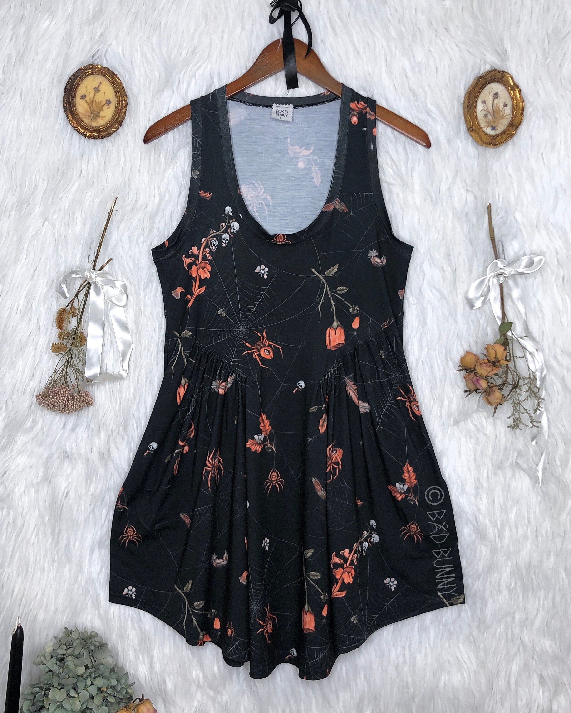 cocktail brunch dress Romantic Floral Mini – Peplum Spring Outfit – Connie Pena Dot Print Skirt Details_Center Slit Style:D999ATWGRNSLJY Discover 45 Blue accent