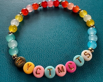 Pulsera de la amistad WYCTMCTS – Inspirada en una rivalidad intensa (el color de las cuentas con letras varía) - ¿Vendrás a mi cabaña este verano?