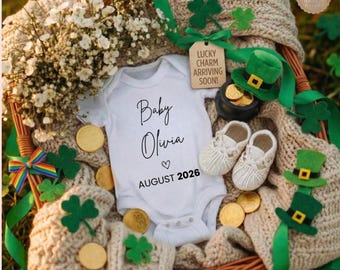 St Patricks Day Pregnancy Announcement Template, Editable Lucky Baby Reveal, Green Shamrock Canva Social Media Digital Download"tittle esily