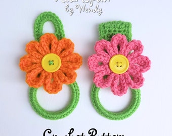 CROCHET PATTERN to make a Spring Daisy Towel Holder Ring with fold over or knob hole strap and Removable 3D Daisy Flower, holds dish towels