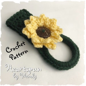 CROCHET PATTERN for you to make a Sunflower Towel Holder Ring with foldover and knob strap, for hand or dish towels. Instant Download, PDF