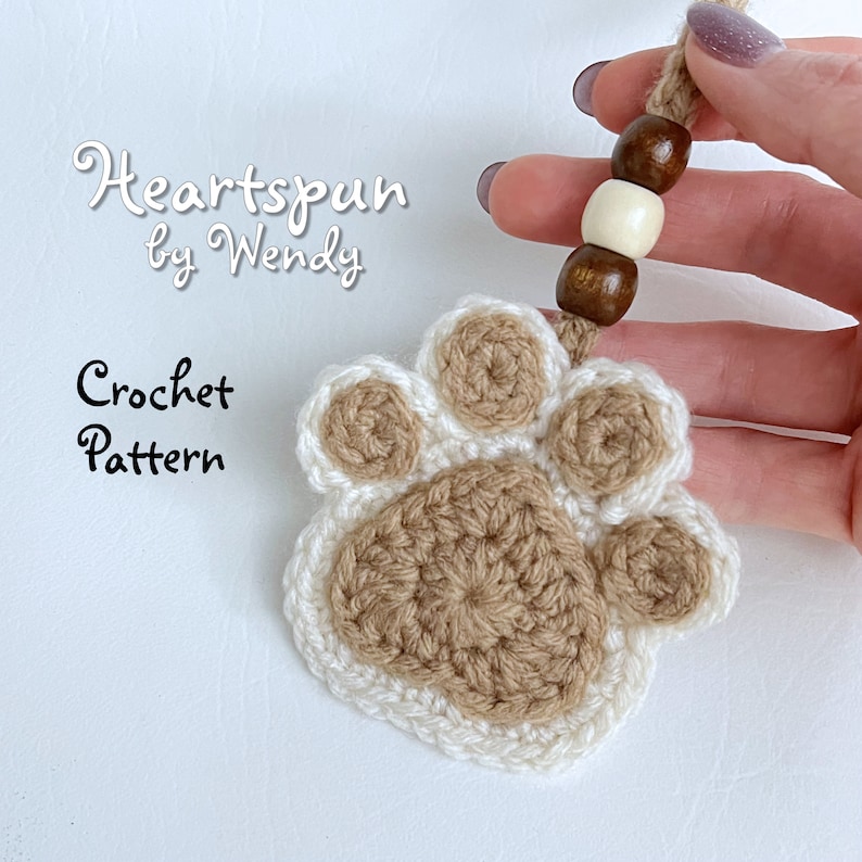 CROCHET PATTERN to make a Paw Print Car Mirror Hanger, Hanging Ornament, or applique. Soap or wine bottle ornament. Instant Download, PDF image 3