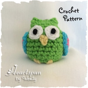 CROCHET PATTERN to make an Owl EOS Lip Balm Holder, Pdf Format, Instant Download.  Fits eos and similar size lip balm.