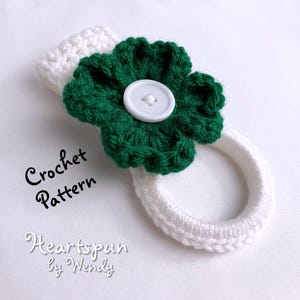 CROCHET PATTERN 3D Shamrock Four Leaf Clover Towel Holder Ring with two strap styles for hand or dish towels. PDF Download image 2