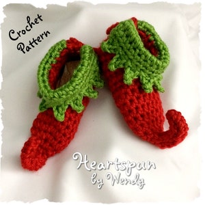 CROCHET PATTERN for you to make Christmas Elf Baby and Child Shoes in 5 sizes Newborn to 1.5 Years. Great photo prop. Pdf Instant Download