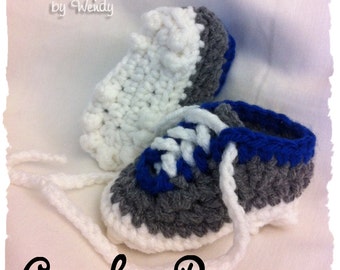 CROCHET PATTERN to make these Baby Sports Cleats Lace up Shoes in 5 sizes, For Boys or Girls, PDF Format, Instant Download.