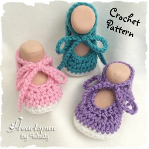 CROCHET PATTERN to make Baby Girl Faux Mary Jane Tie on Dress Shoes in 4 sizes, PDF Format, Instant Download.