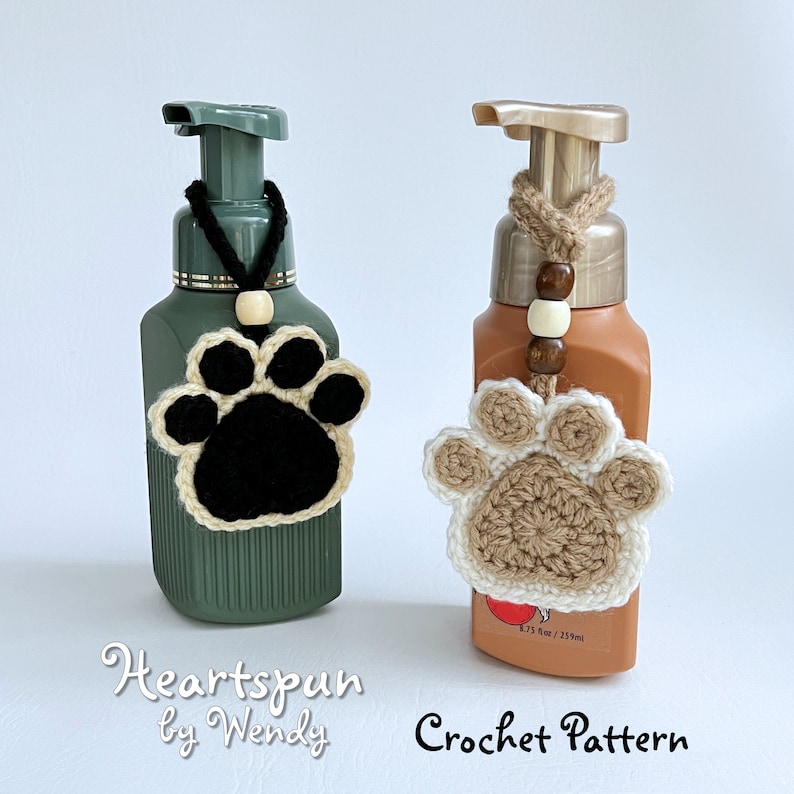 CROCHET PATTERN to make a Paw Print Car Mirror Hanger, Hanging Ornament, or applique. Soap or wine bottle ornament. Instant Download, PDF image 4