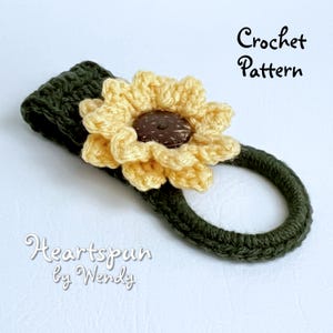 CROCHET PATTERN for you to make a Sunflower Towel Holder Ring with foldover and knob strap, for hand or dish towels. Instant Download, PDF