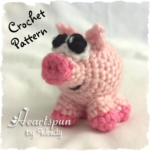 CROCHET PATTERN to make this EOS Pig Lip Balm Holder, Pdf Format, Instant Download.  Make a cute holder for your eos or similar lip balm.